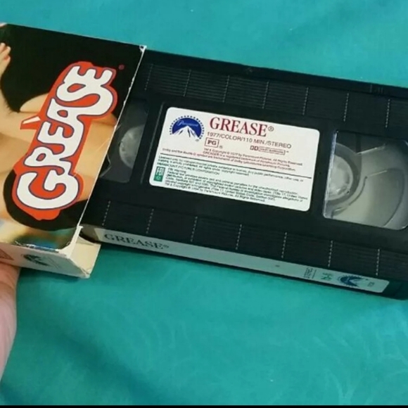 Grease VHS - Picture 3 of 3